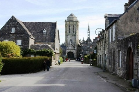 Locronan Locronan